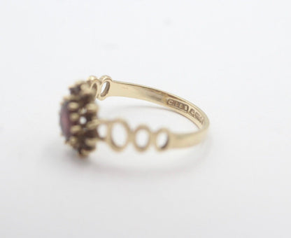 Vintage 9ct Gold Garnet Cluster Ring Edinburgh L 1/2