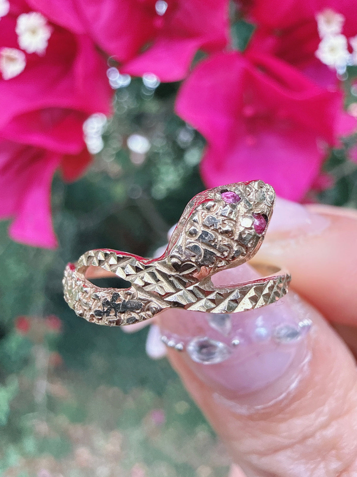 Vintage 1988 9ct Gold Ruby Eye Snake Serpent Ring Size N 1/2
