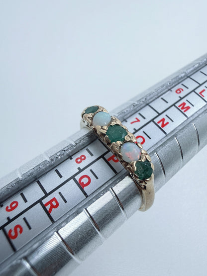 Birmingham 1976 9ct Gold Emerald Opal Five Stone Ring Size P