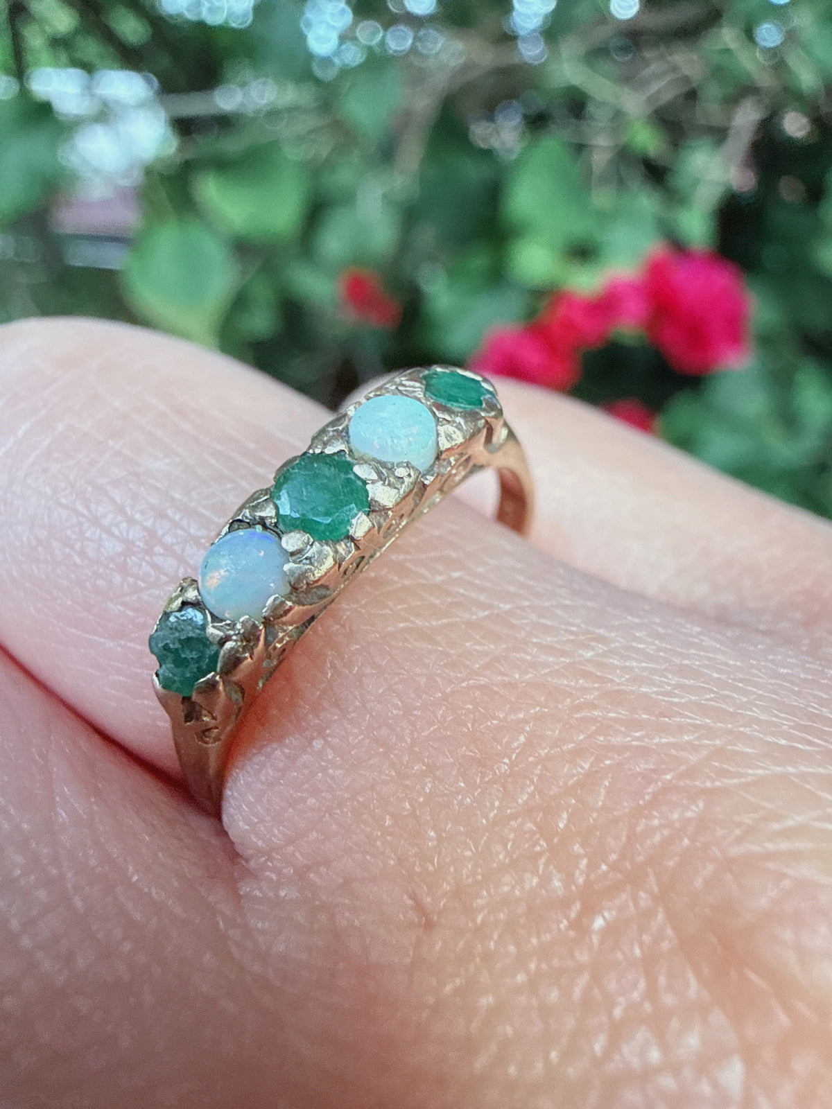 Birmingham 1976 9ct Gold Emerald Opal Five Stone Ring Size P