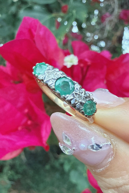 Vintage 1991 9ct Gold Emerald & Diamond Five Stone Ring Size M 1/2