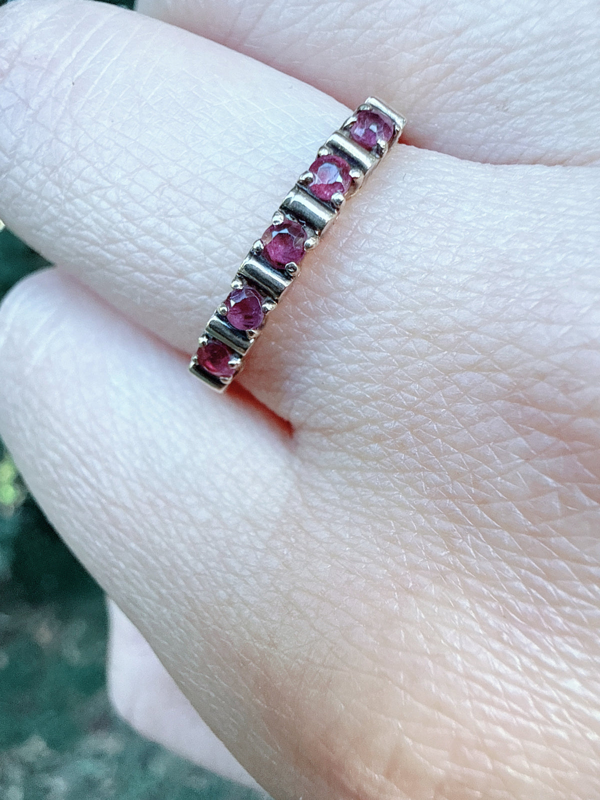 Vintage 1983 London 9ct Gold Pink Gemstone Half Eternity Ring Size O