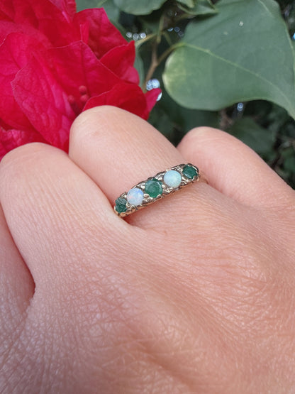 Birmingham 1976 9ct Gold Emerald Opal Five Stone Ring Size P