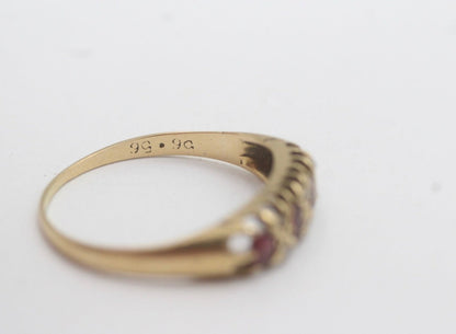 Vintage 9ct Gold Ruby Diamond Gypsy Ring Size Q