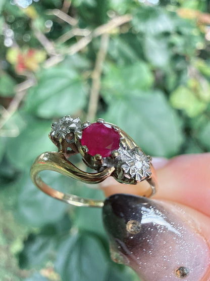 Vintage 9ct Gold Ruby Diamond Ring Size L